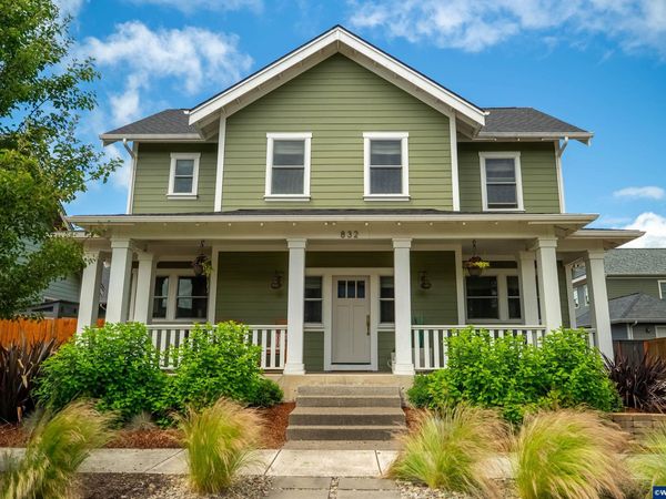 832 Edwards Rd S, Monmouth, OR 97361