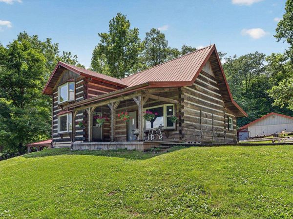 7600 E Pine Grove Road, Bloomington, IN 47401