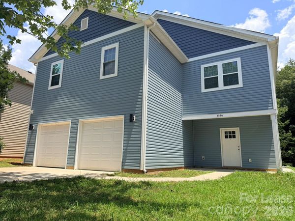 4536 Stone Mountain Drive , Gastonia, NC 28054