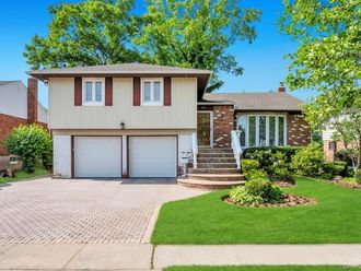 372 Hungry Harbor Road  Valley Stream, NY 11581