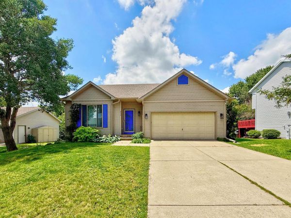 932 Vista Ridge Drive, Mount Horeb, WI 53572
