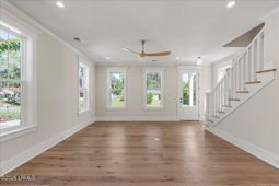2204 National Street photo 4