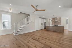 2204 National Street photo 4