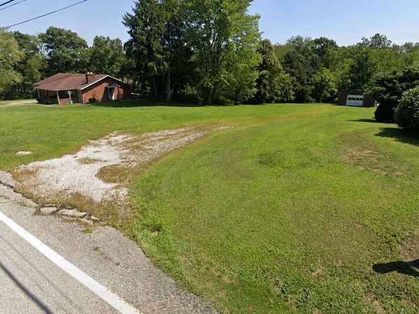 376 Story Road , Export, PA 15632