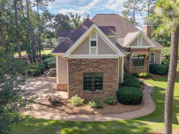 185 Red Berry Drive, Wallace, NC 28466