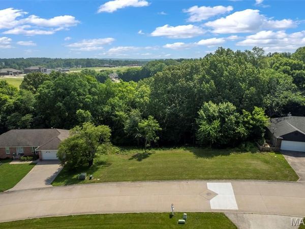 532 Ann Drive , Jackson, MO 63755