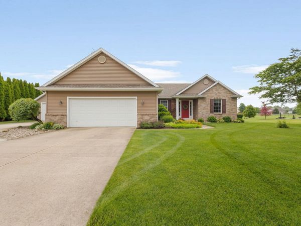 51238 Elm Road, Granger, IN 46530