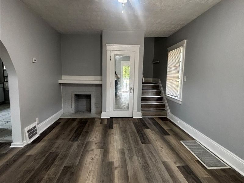 685 E 131st Street, Cleveland, OH 44108 Photo 15