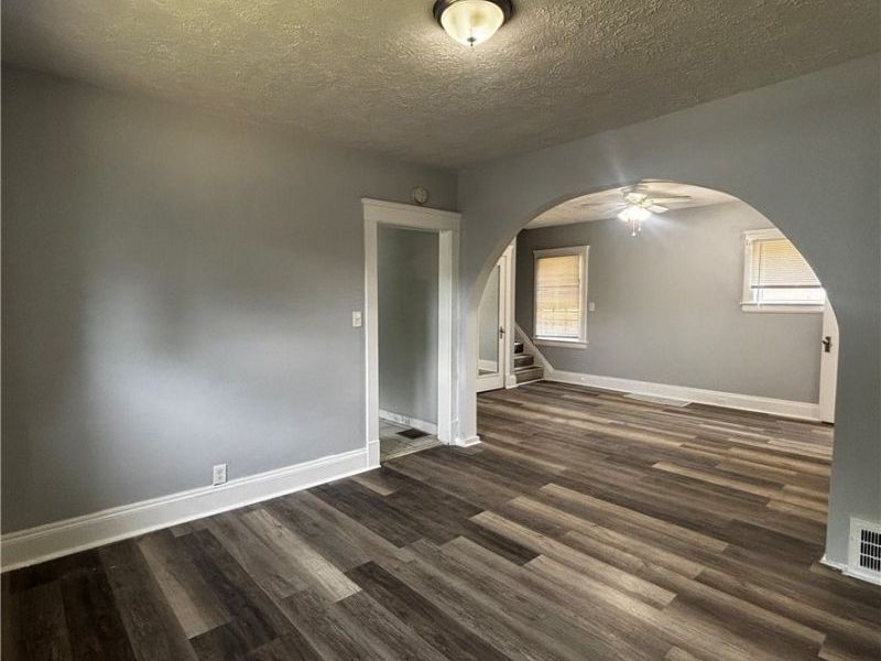 685 E 131st Street, Cleveland, OH 44108 Photo 19