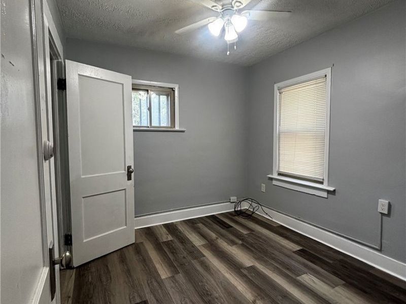 685 E 131st Street, Cleveland, OH 44108 Photo 36