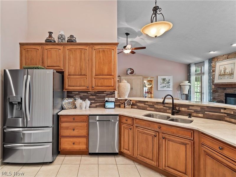 39178 Hawthorne Drive, Avon, OH 44011 Photo 20