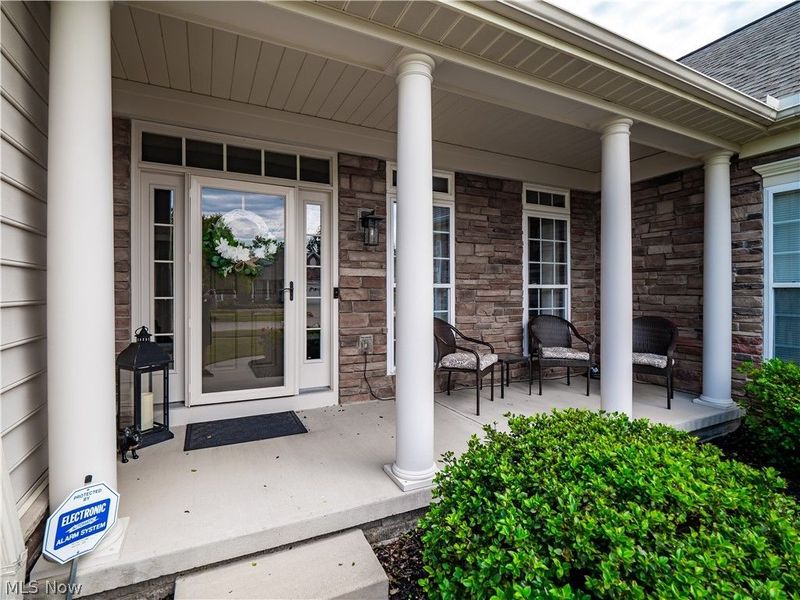 39178 Hawthorne Drive, Avon, OH 44011 Photo 5