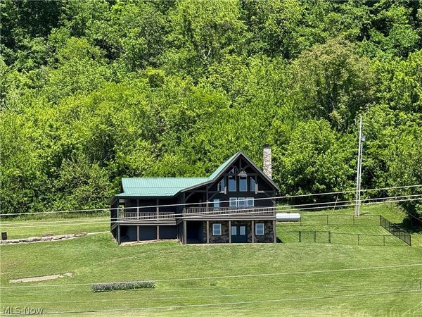 476 Browns Lane , Newport, OH 45768