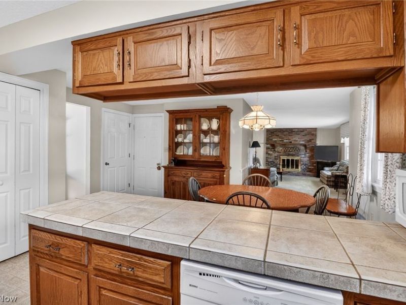 2379 Tanglewood Drive, Salem, OH 44460 Photo 10