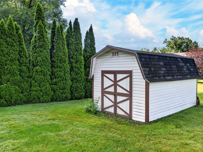 2379 Tanglewood Drive, Salem, OH 44460 Photo 39