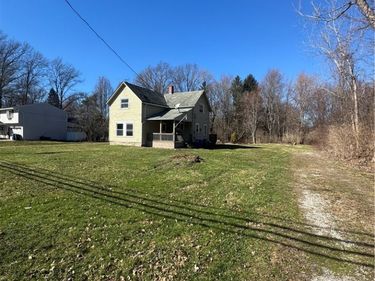 26958 Schady Road, Olmsted Twp, OH 44138