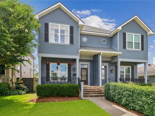 6728 LOUISVILLE Street , New Orleans, LA 70124