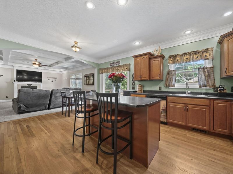 928 Old Nursery Trail, Troy, OH 45373 Photo 10