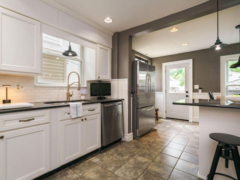 177 Frebis Avenue, Columbus, OH 43206 Photo 11