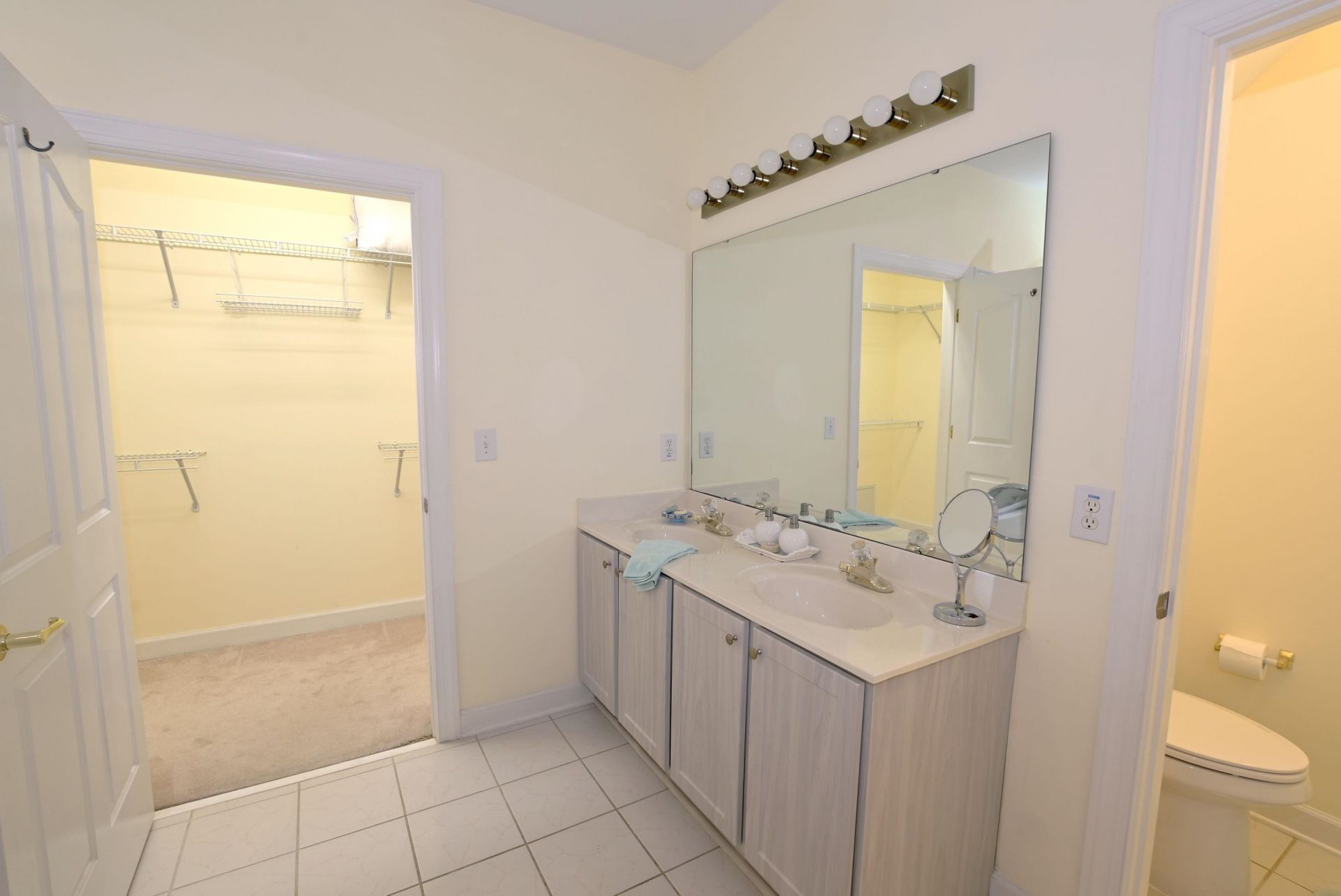 4952 Forsythia Circle Photo 22