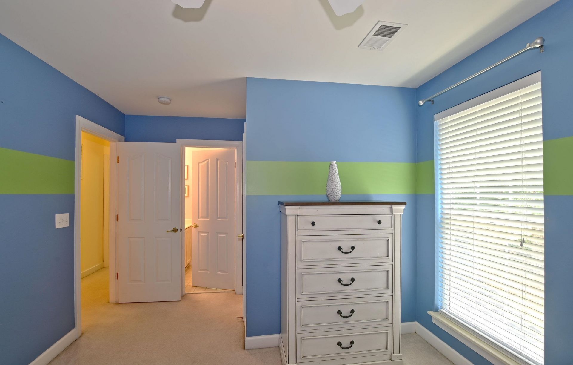 4952 Forsythia Circle Photo 35
