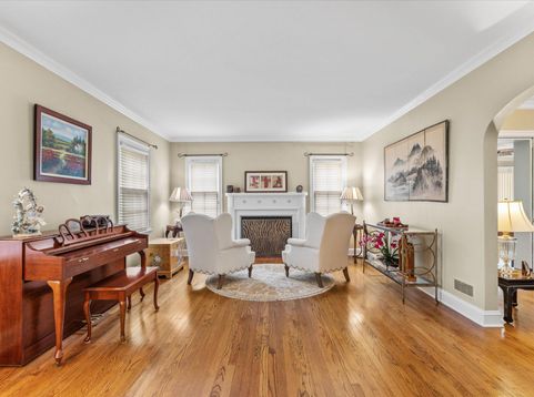 Main Photo