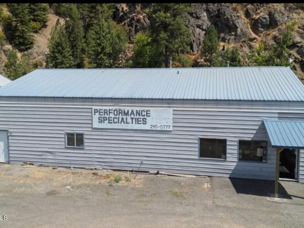 68 Homer DR , St. Maries, ID 83861