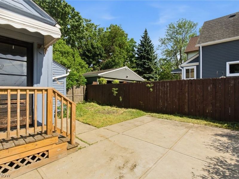 5906 Bower Avenue, Cleveland, OH 44127 Photo 28