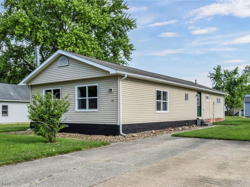 38 Anglers Lane, Lagrange, OH 44050 Photo 2