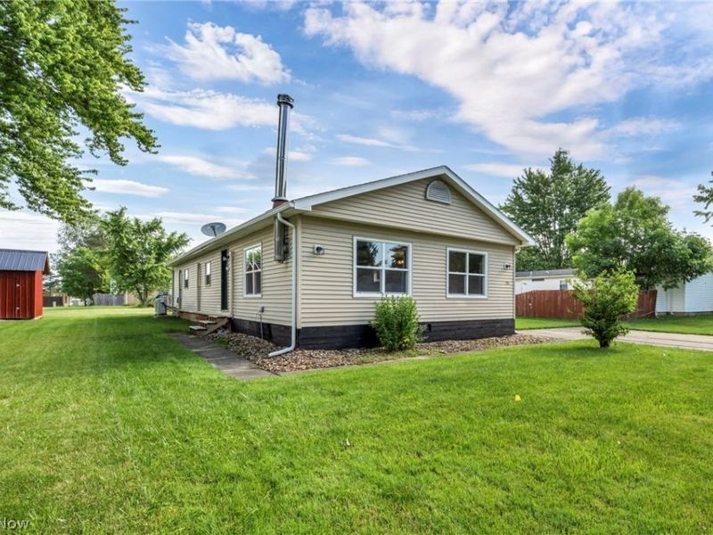 38 Anglers Lane, Lagrange, OH 44050 Photo 3