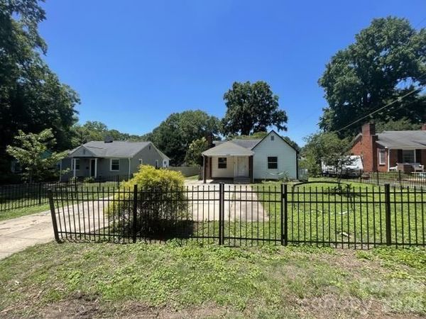 1212 Meadow Lane Lane , Charlotte, NC 28205