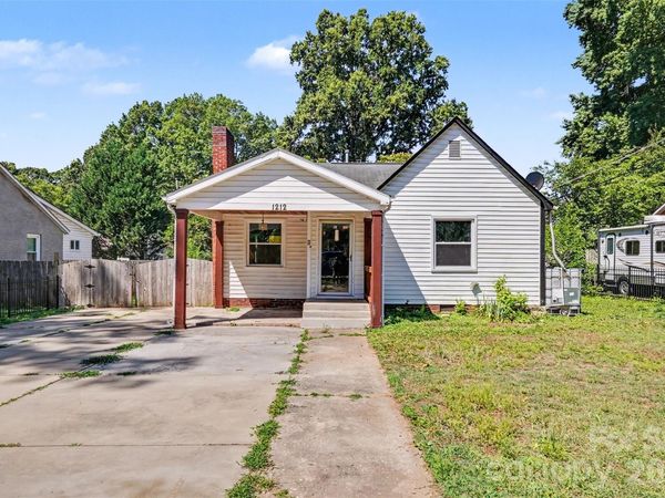 1212 Meadow Lane Lane, Charlotte, NC 28205