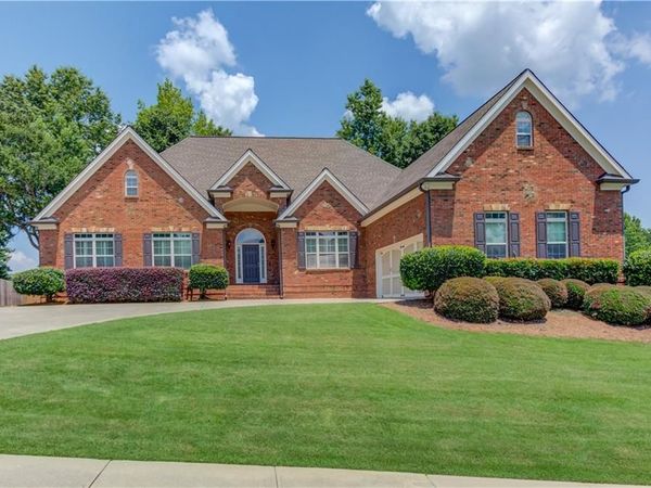 2453 Democracy Drive, Buford, GA 30519
