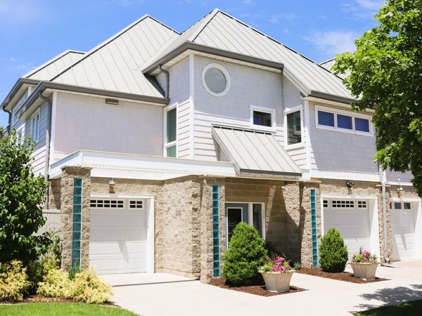 173 Beacon Harbor Circle, East Moline, IL 61244