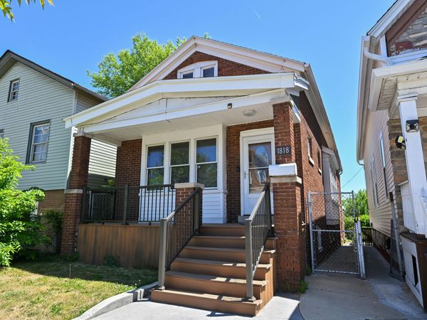 1818 S 6th St, Milwaukee, WI 53204