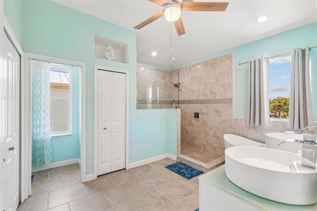 6121 Lafayette Street, New Port Richey, FL 34652 Photo