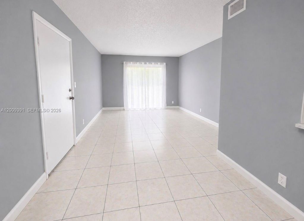 1798 Abbey Rd , Unit 107, West Palm Beach, FL 33415 Photo