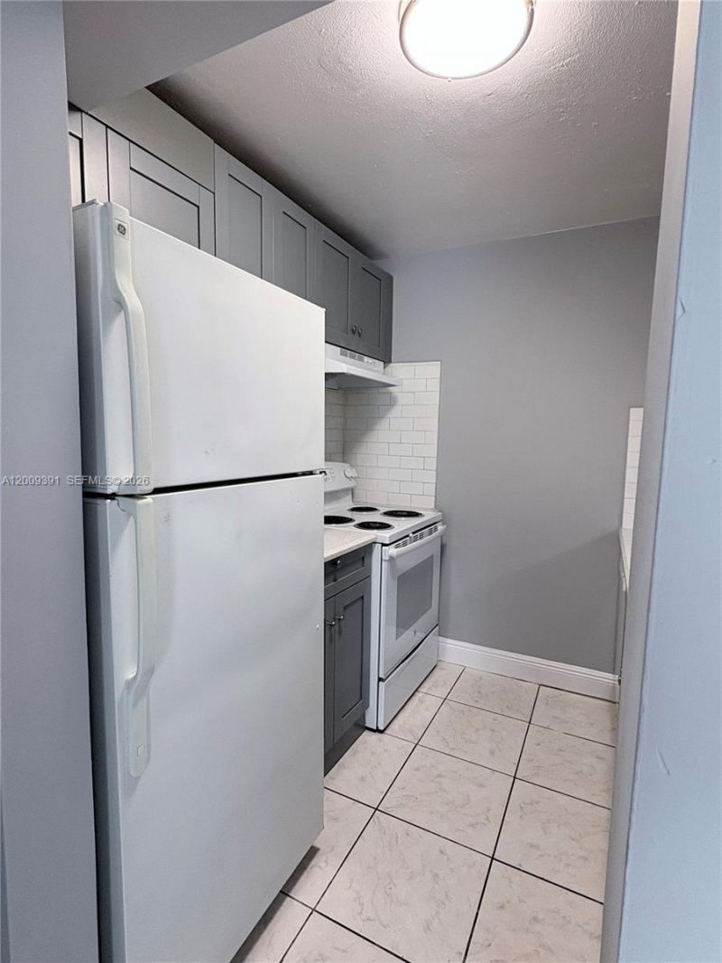 1798 Abbey Rd , Unit 107, West Palm Beach, FL 33415 Photo
