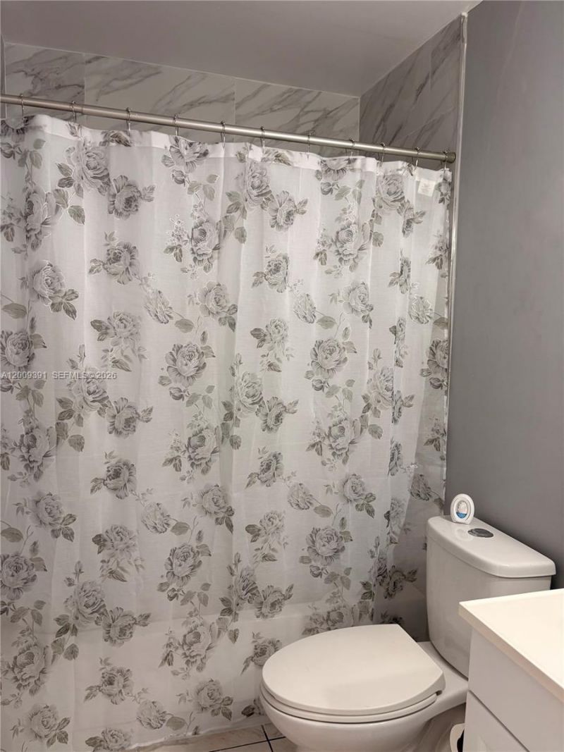 1798 Abbey Rd , Unit 107, West Palm Beach, FL 33415 Photo