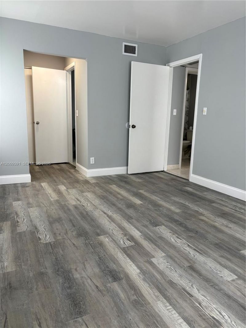 1798 Abbey Rd , Unit 107, West Palm Beach, FL 33415 Photo