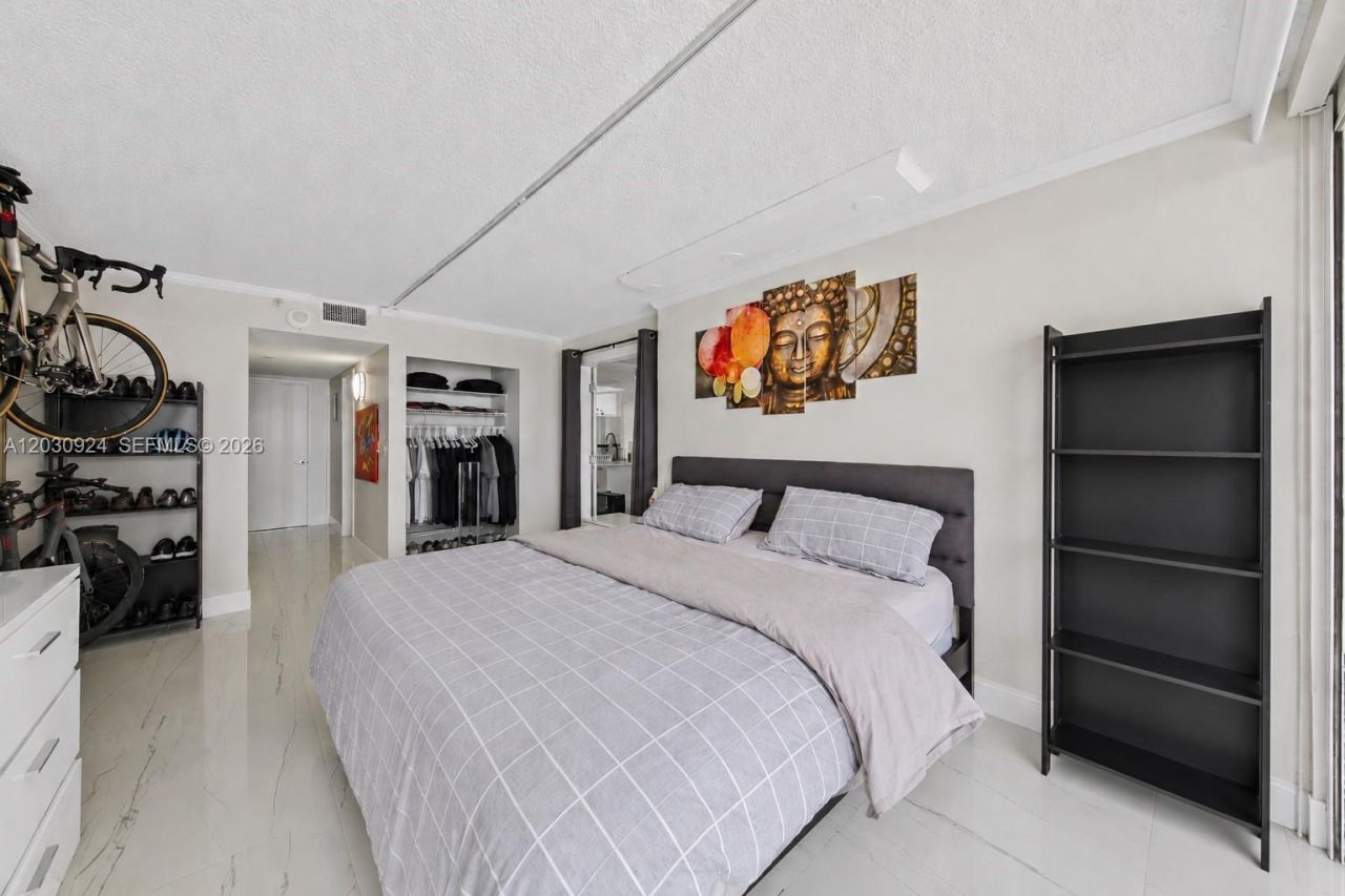 7601 E Treasure Dr , Unit 1710, North Bay Village, FL 33141 Photo