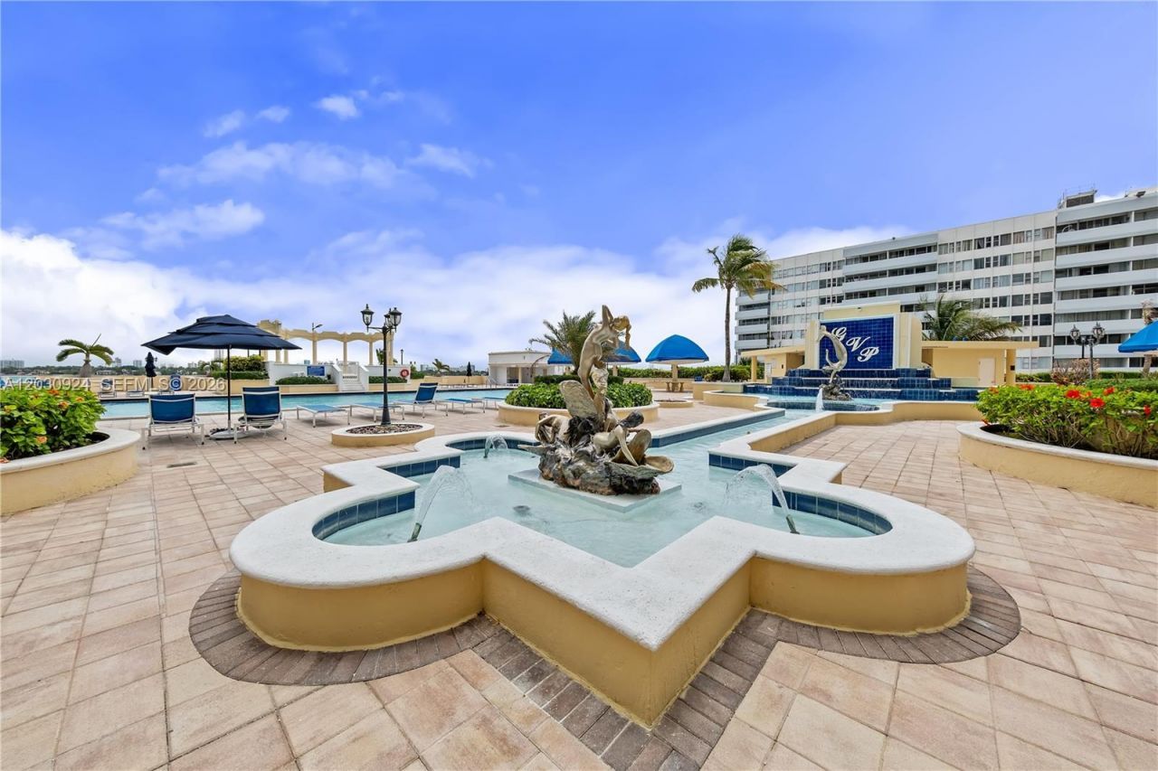 7601 E Treasure Dr , Unit 1710, North Bay Village, FL 33141 Photo