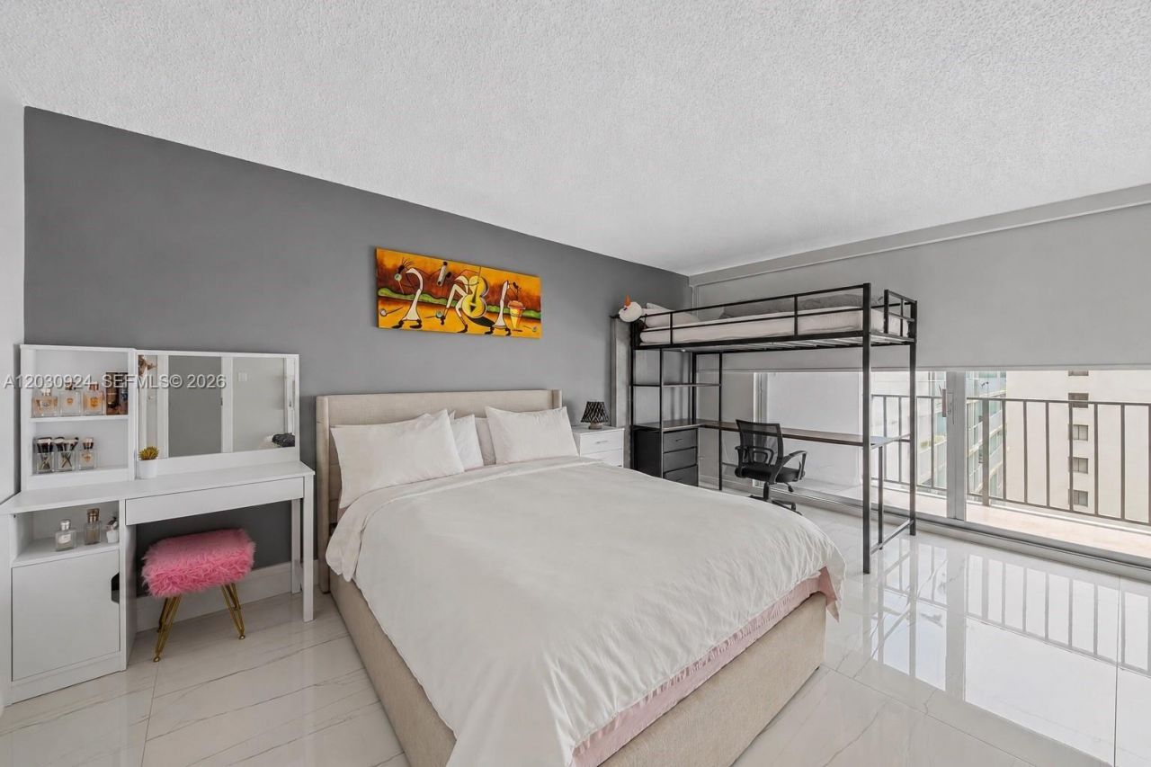 7601 E Treasure Dr , Unit 1710, North Bay Village, FL 33141 Photo