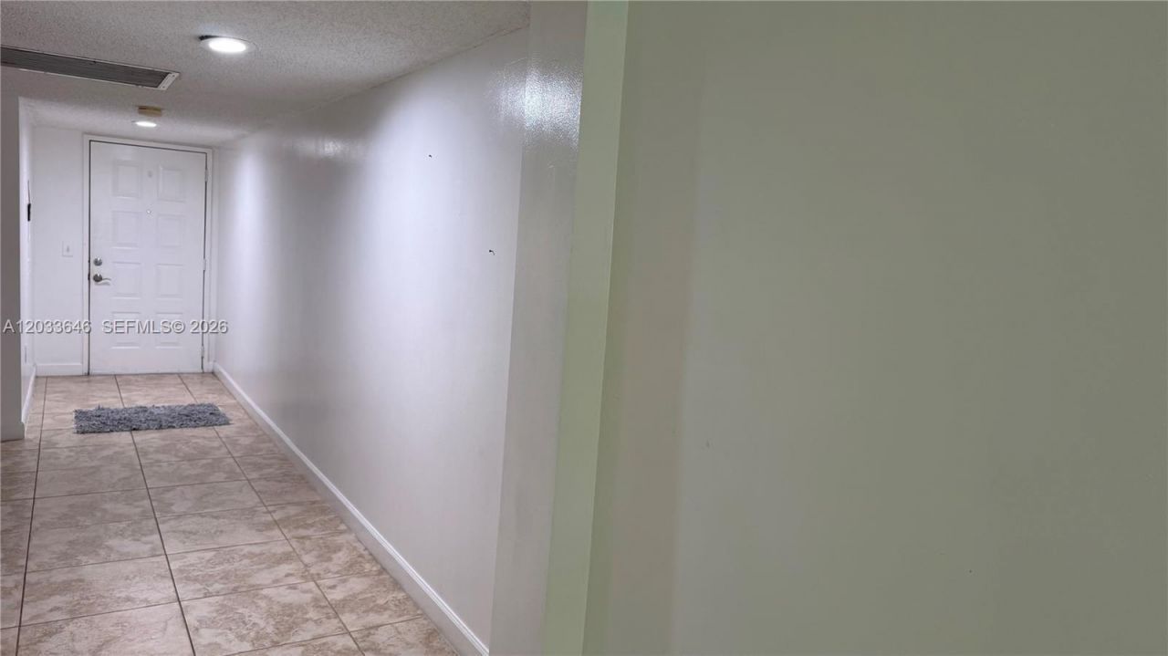 1200 SW 137th Ave, Unit 211E, Pembroke Pines, FL 33027 Photo