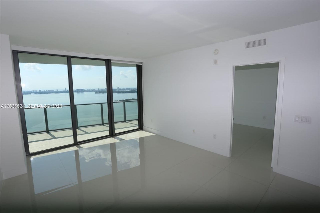 460 NE 28th St, Unit 3404, Miami, FL 33137 Photo