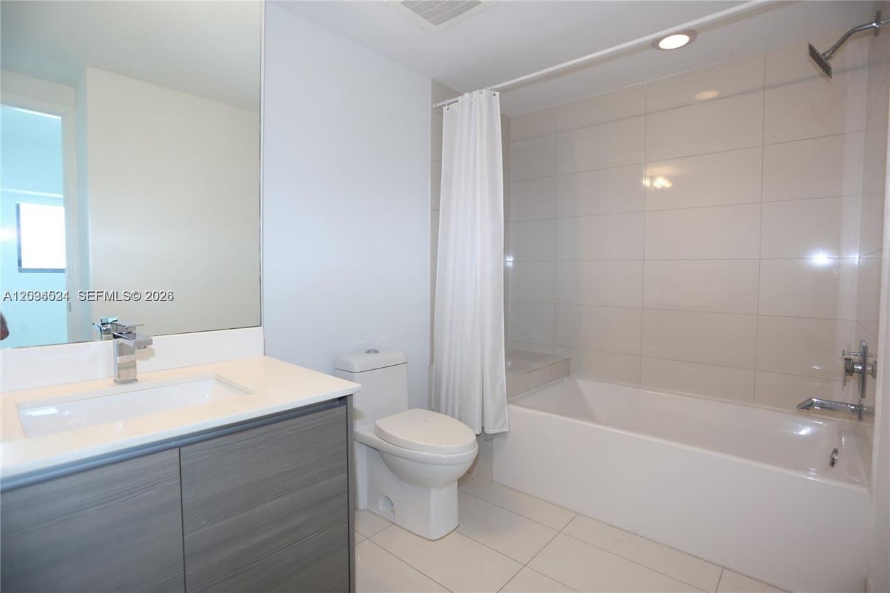 460 NE 28th St, Unit 3404, Miami, FL 33137 Photo