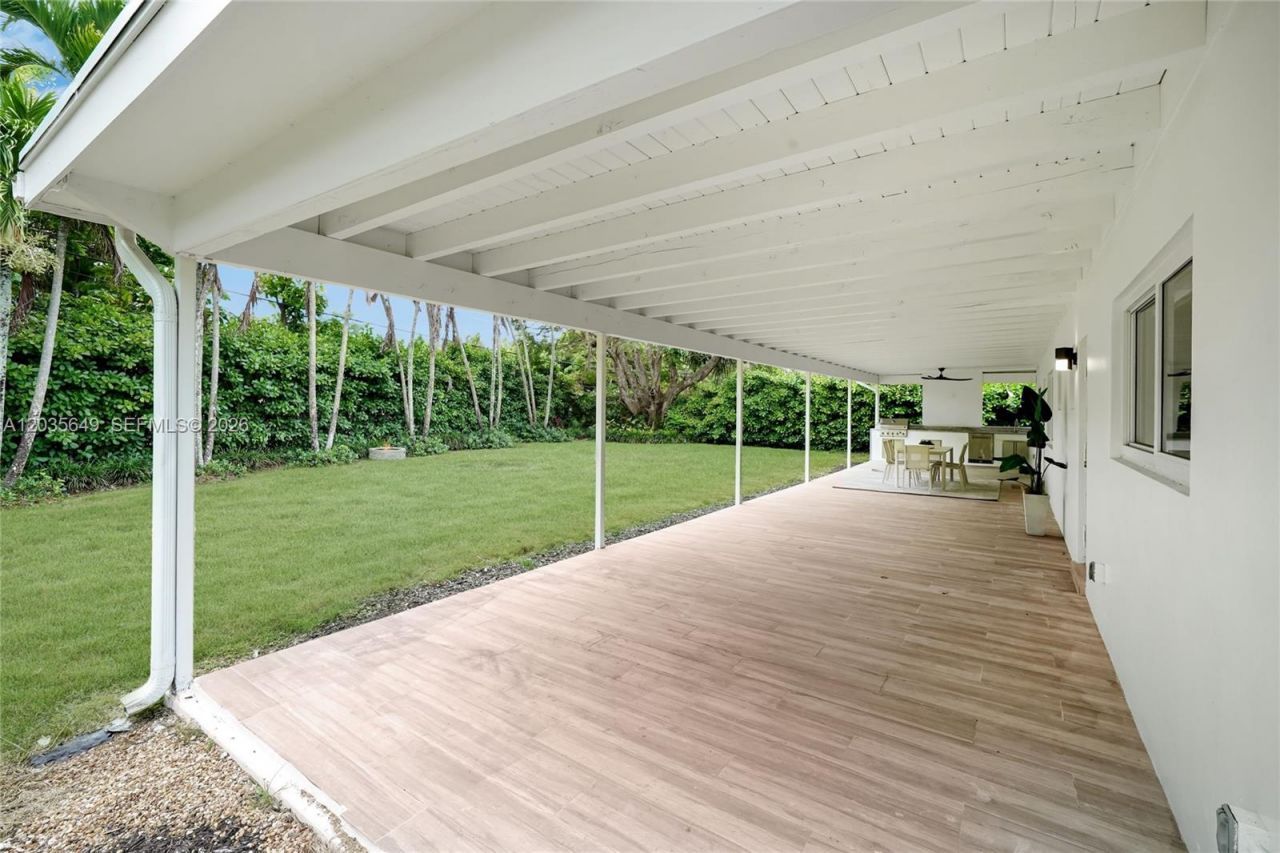 6600 SW 144th St , Coral Gables, FL 33158 Photo
