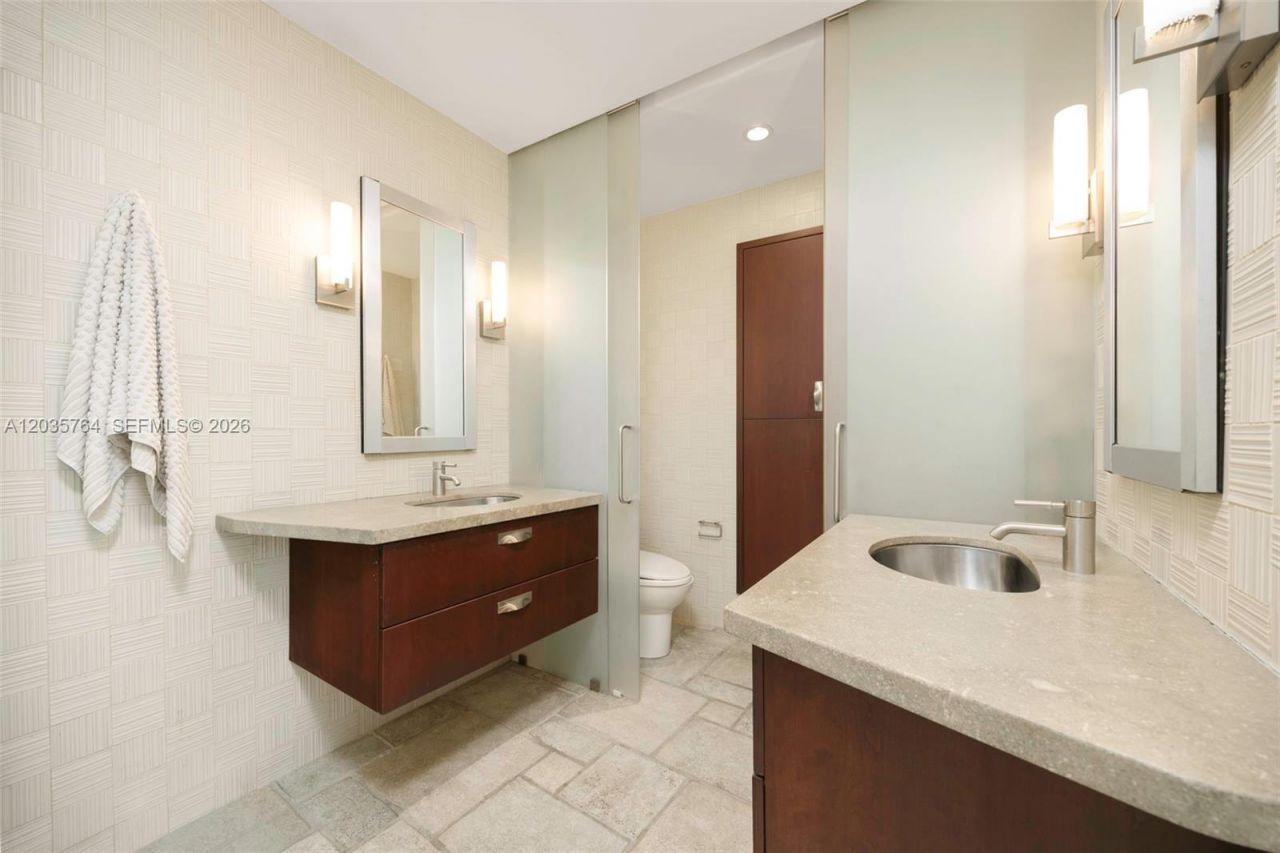 1621 Nocatee Dr, Coconut Grove, FL 33133 Photo