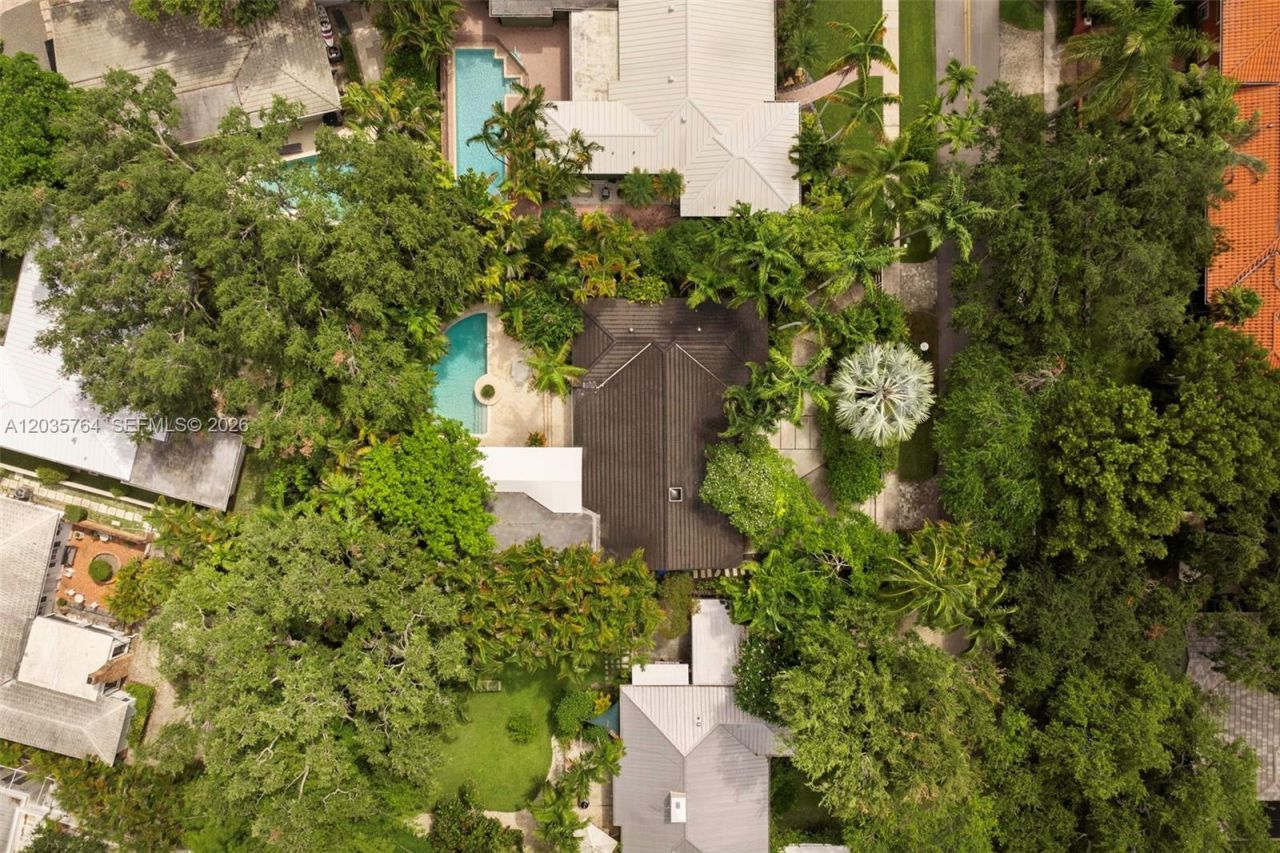 1621 Nocatee Dr, Coconut Grove, FL 33133 Photo