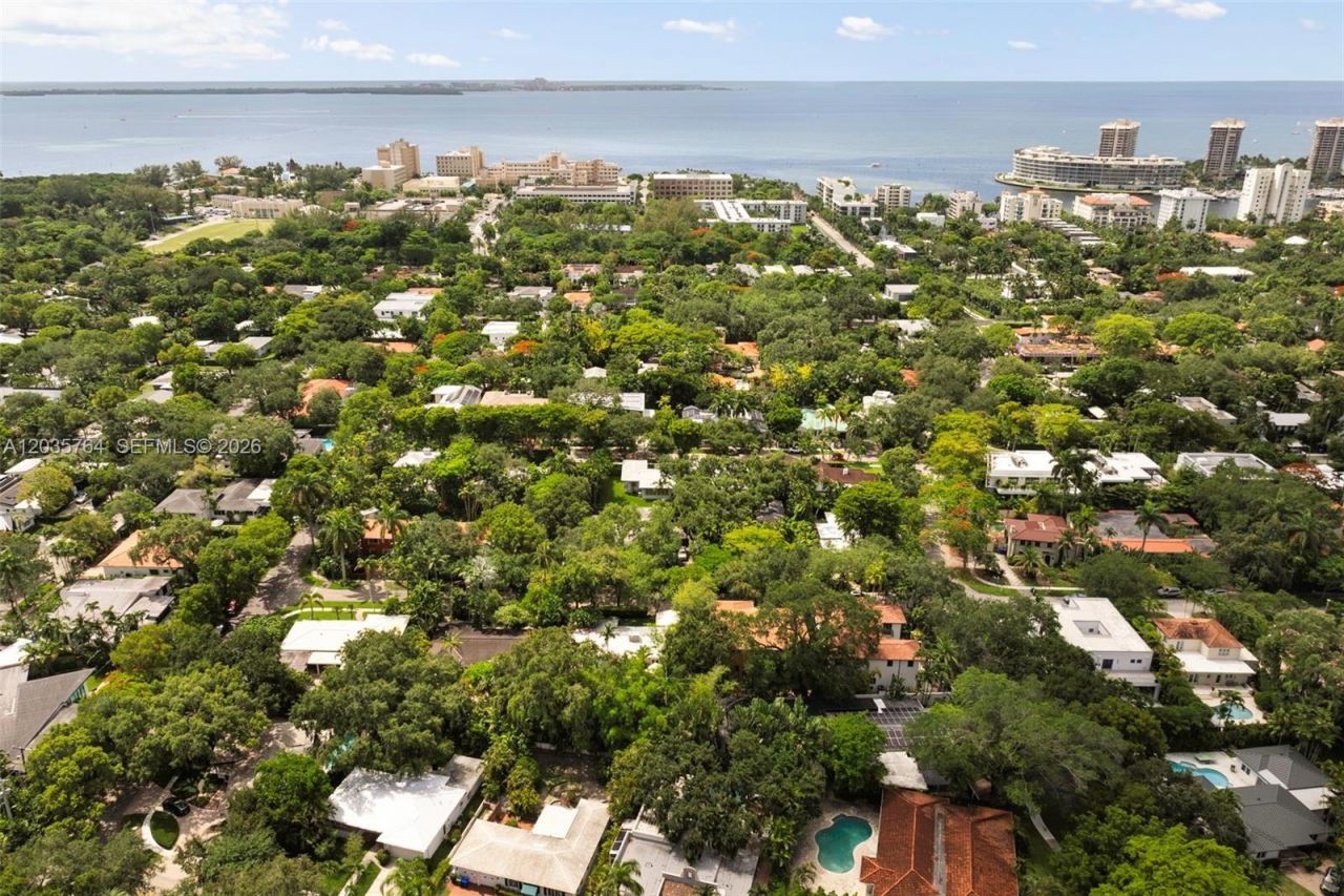 1621 Nocatee Dr, Coconut Grove, FL 33133 Photo